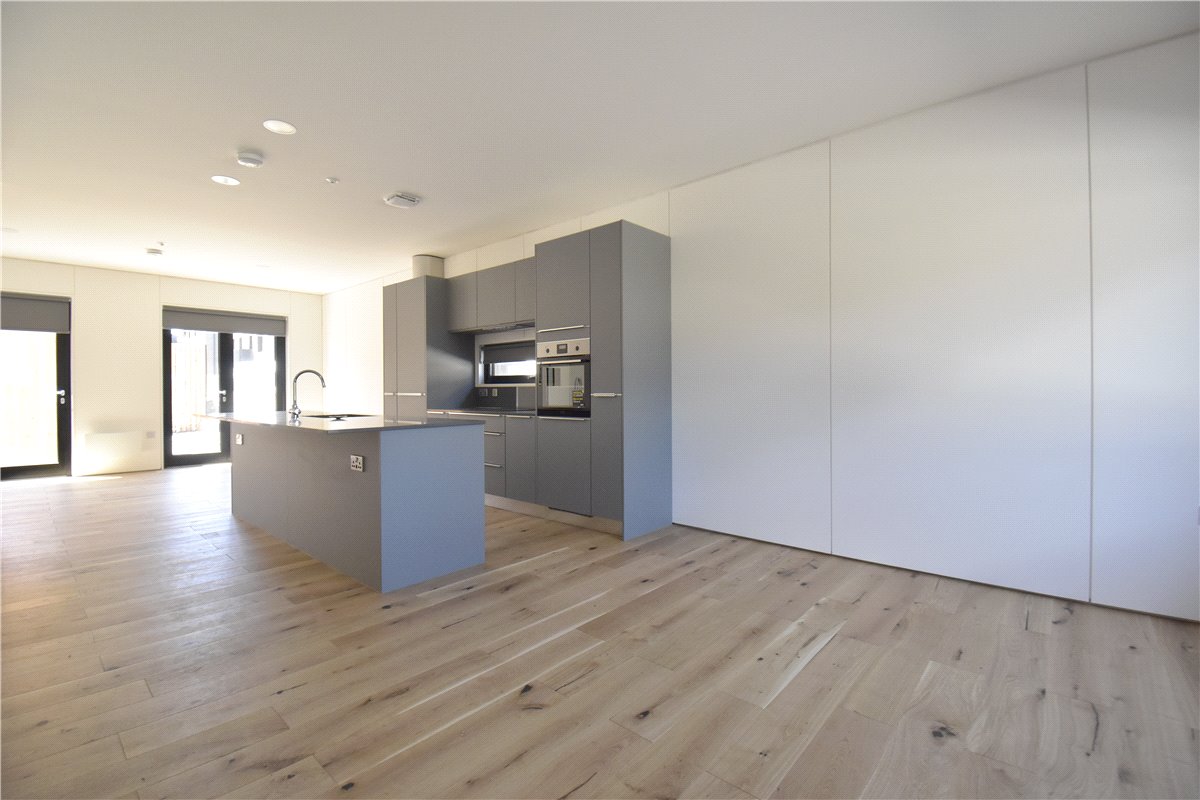 3 bedroom House, Lockhart Way, Northstowe, CB24 - Let Agreed, Image 3