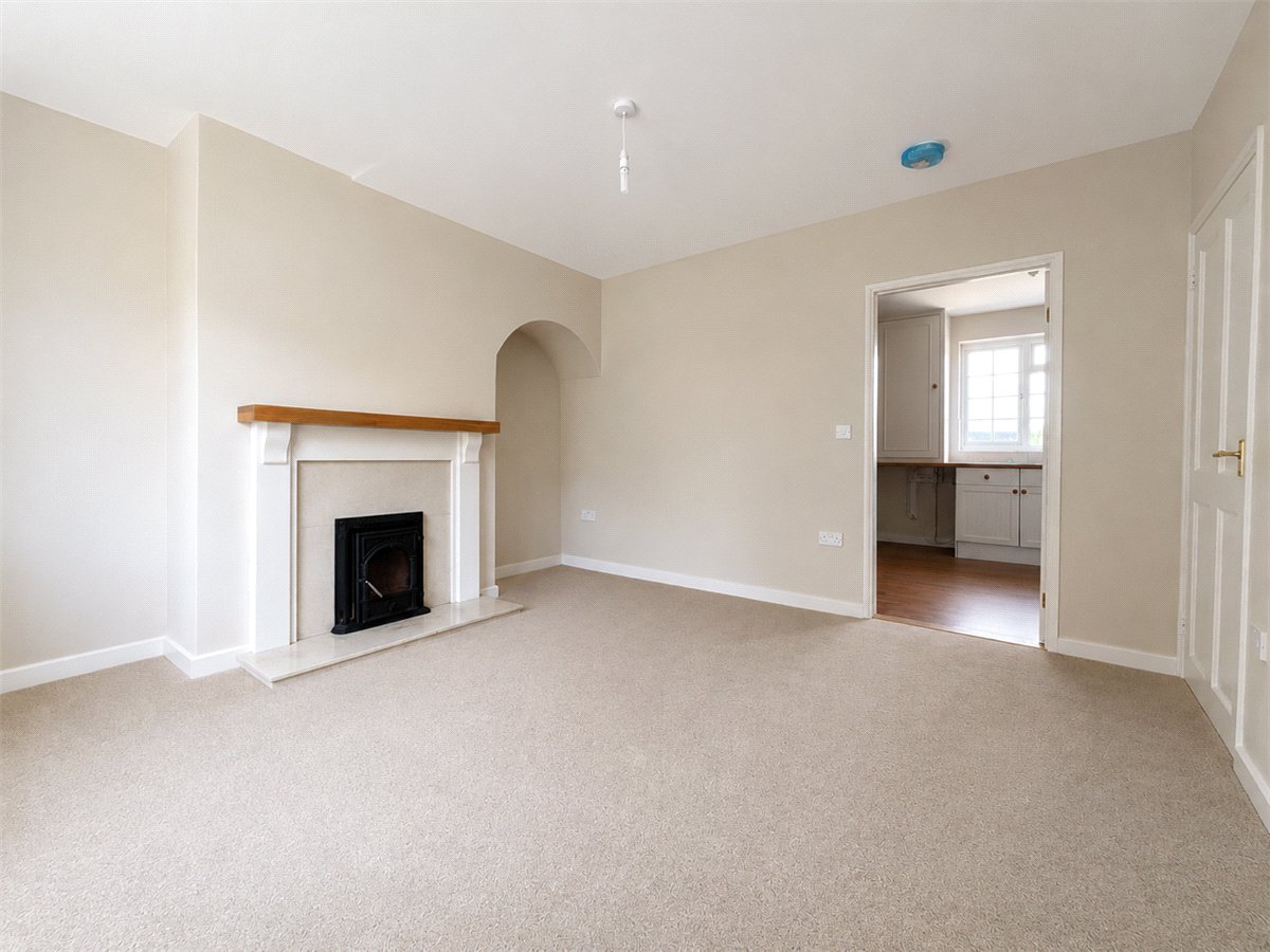2 bedroom House, Spring Gardens, Alresford, SO24 - Available, Image 1