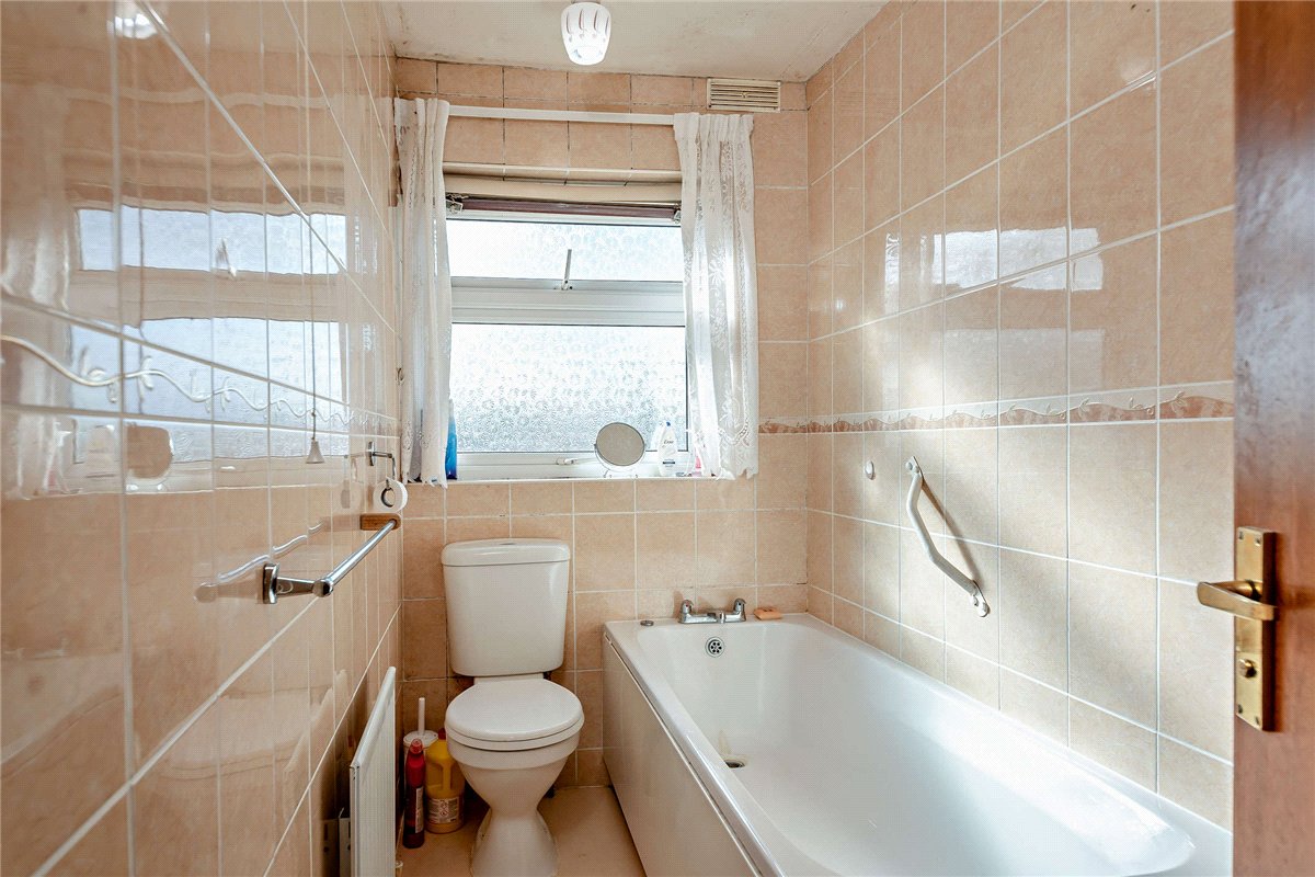 3 bedroom House, Pennys Hatch, Kingsclere, RG20 - Sold STC, Image 11