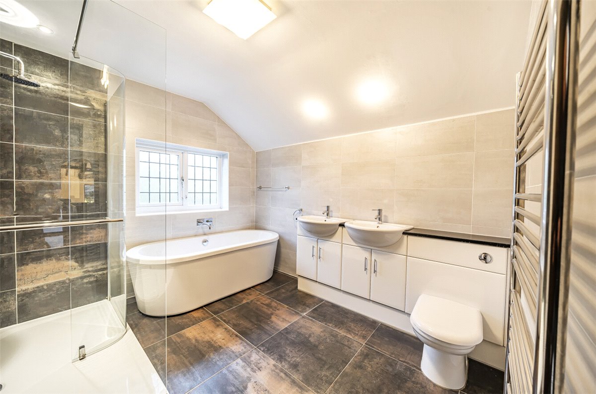 4 bedroom House, Pontefract Road, Crofton, WF4 - Let Agreed, Image 6