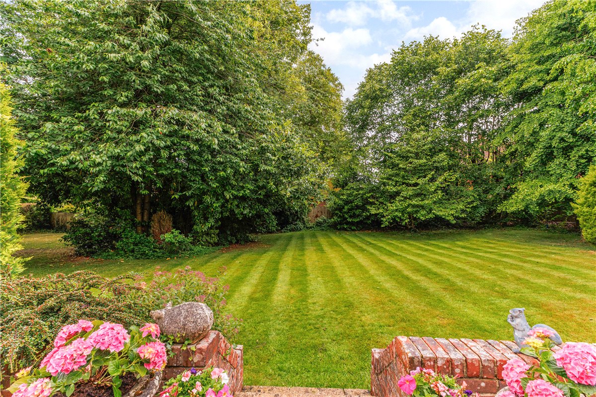 6 bedroom House, Hyde Lane, Marlborough, SN8 - Available, Image 21