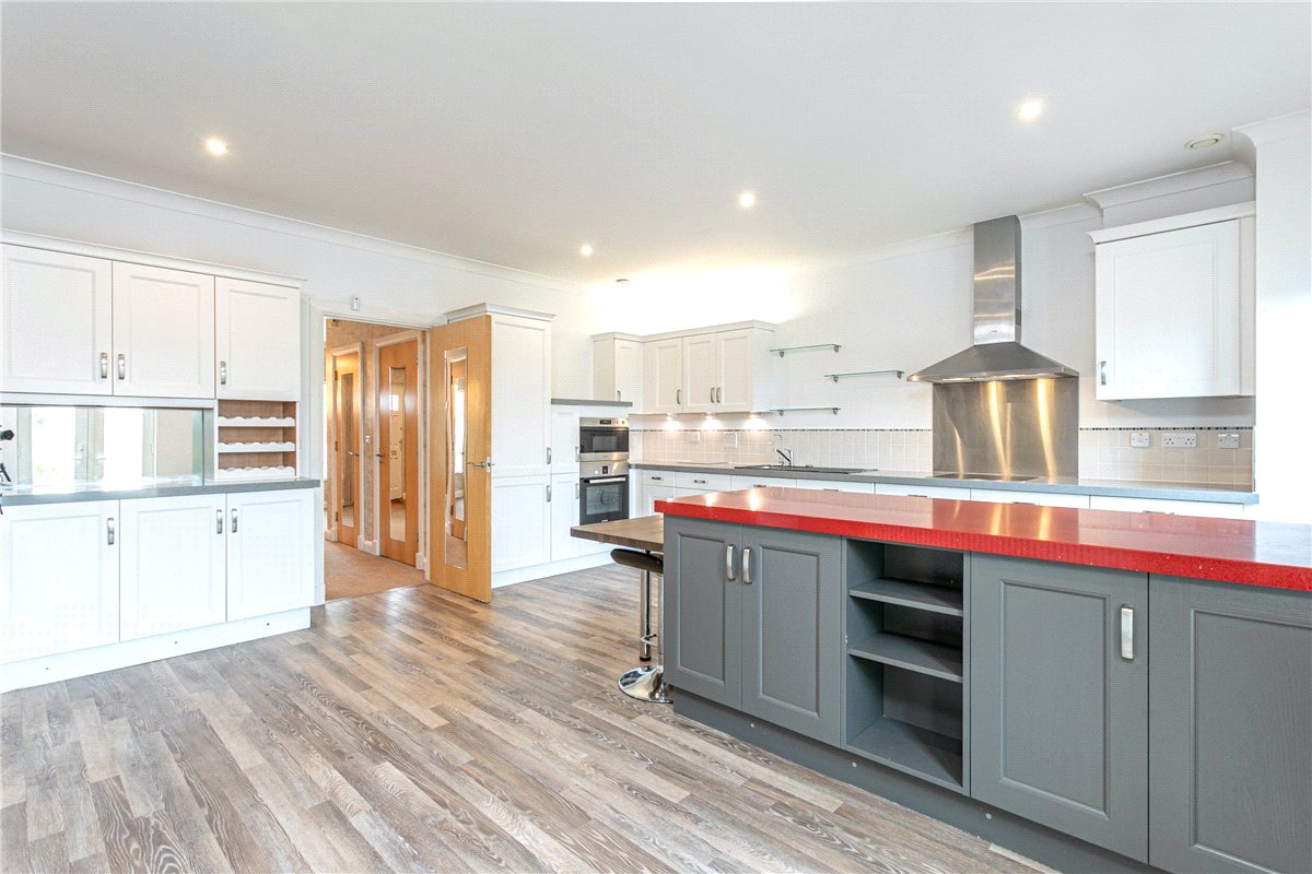 3 bedroom House, Arundel Wing, Tortington Manor, BN18 - Available, Image 10