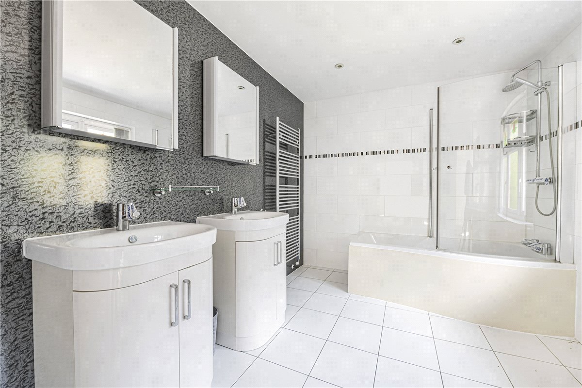 7 bedroom House, Tye Lane, Walberton, BN18 - Available, Image 21