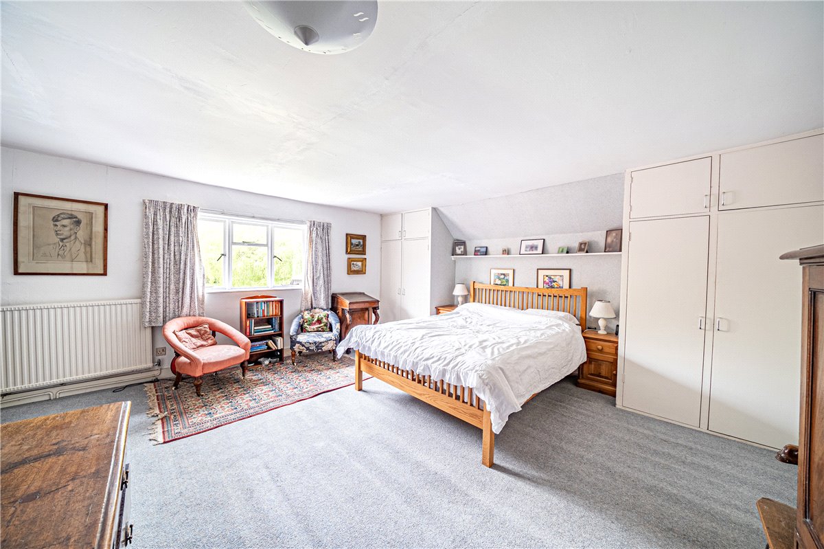 4 bedroom House, Farley Street, Nether Wallop, SO20 - Available, Image 12