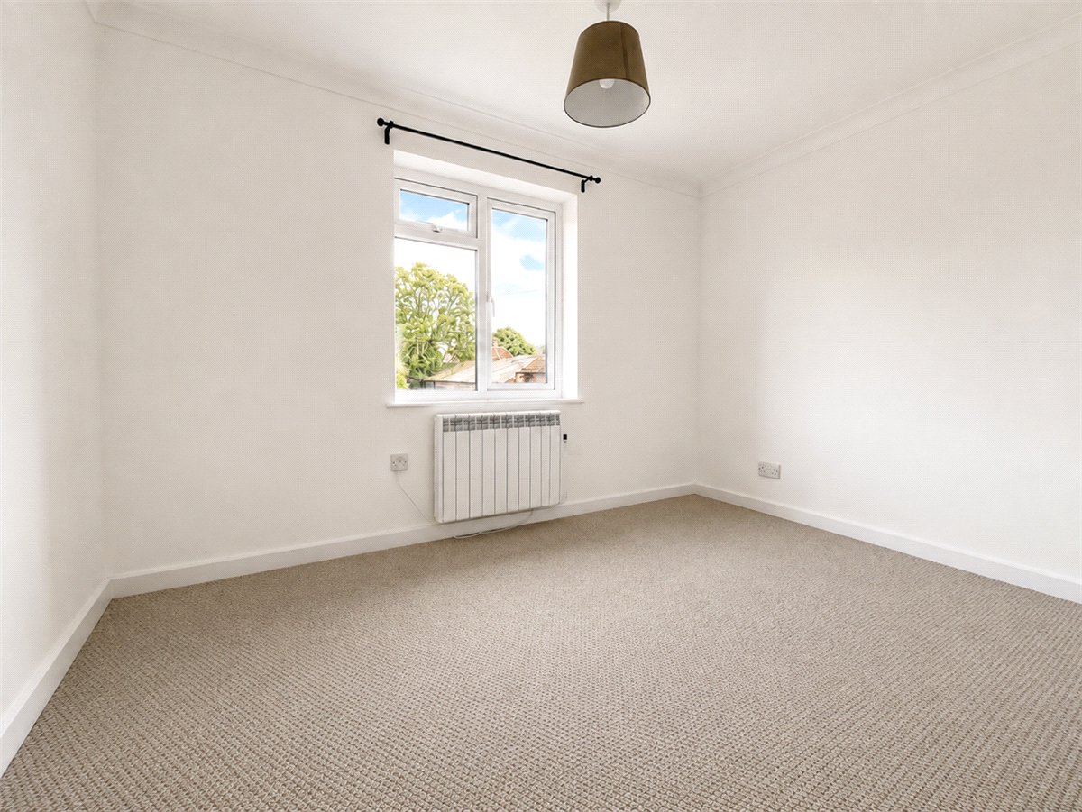 3 bedroom House, Up Somborne, Stockbridge, SO20 - Available, Image 8