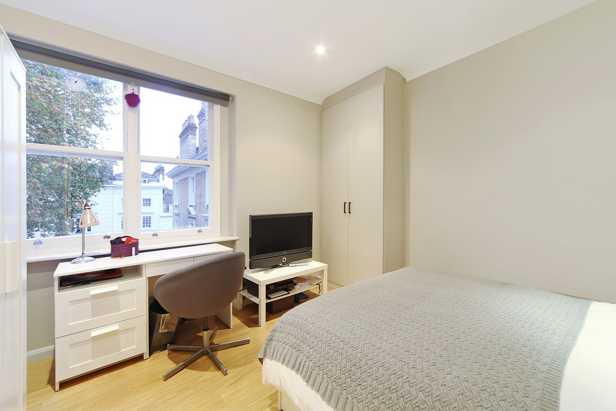 3 bedroom Flat, Ovington Square, London, SW3 - Available, Image 4