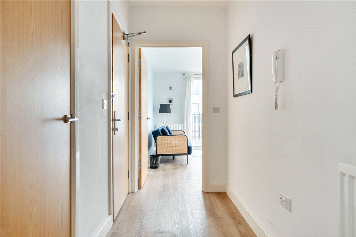 1 bedroom Flat, Stothert Avenue, Bath, BA2 - Available, Image 13