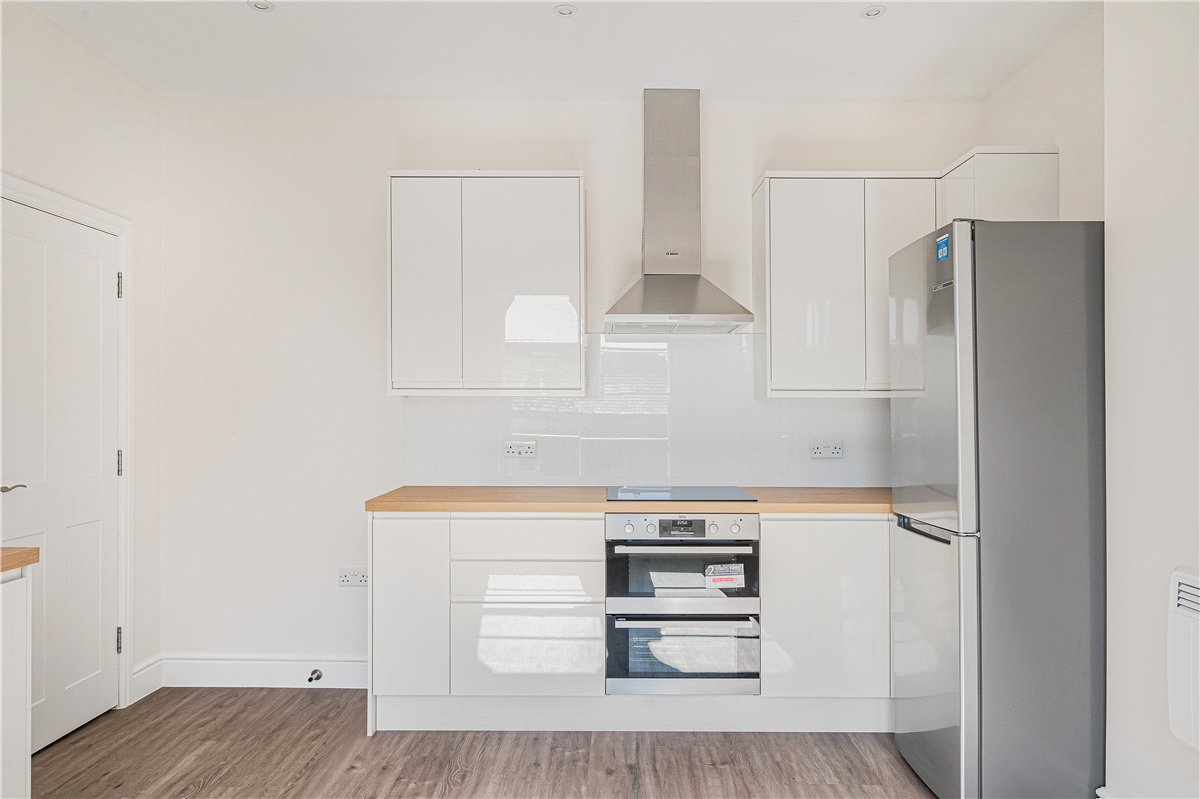 2 bedroom Flat, Walton Crescent, Oxford, OX1 - Available, Image 9