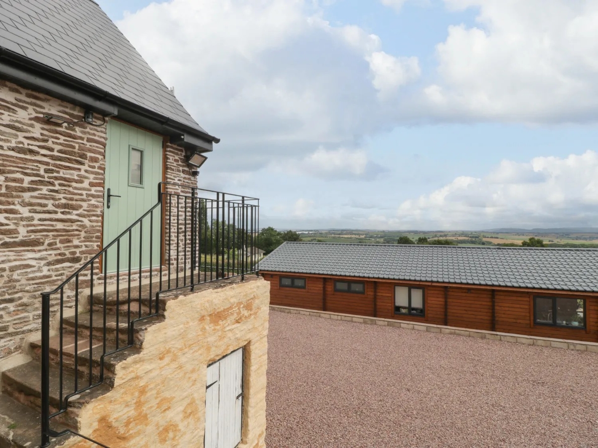 9 bedroom House, St. Weonards, Hereford, HR2 - Available, Image 39