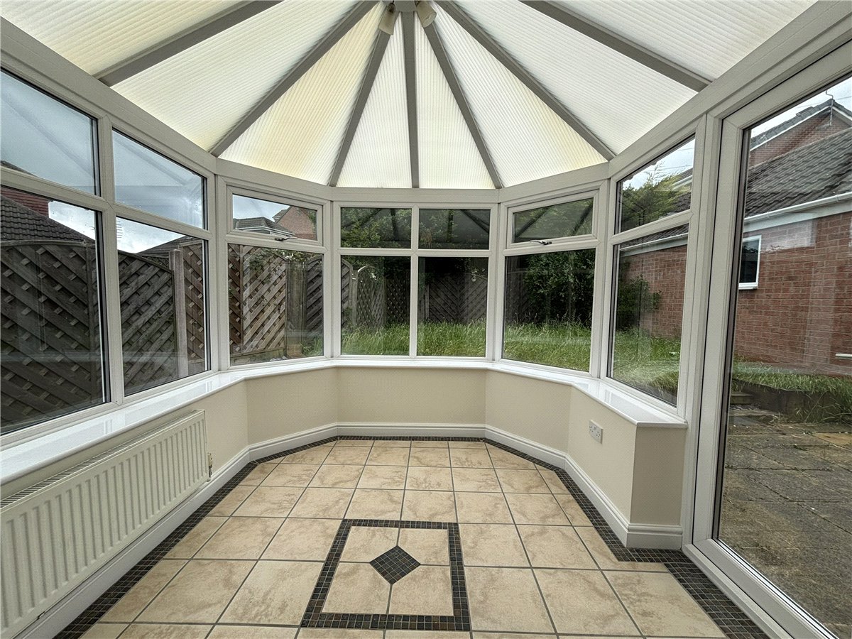 3 bedroom House, Sherbourne Avenue, Bramley, S66 - Available, Image 5