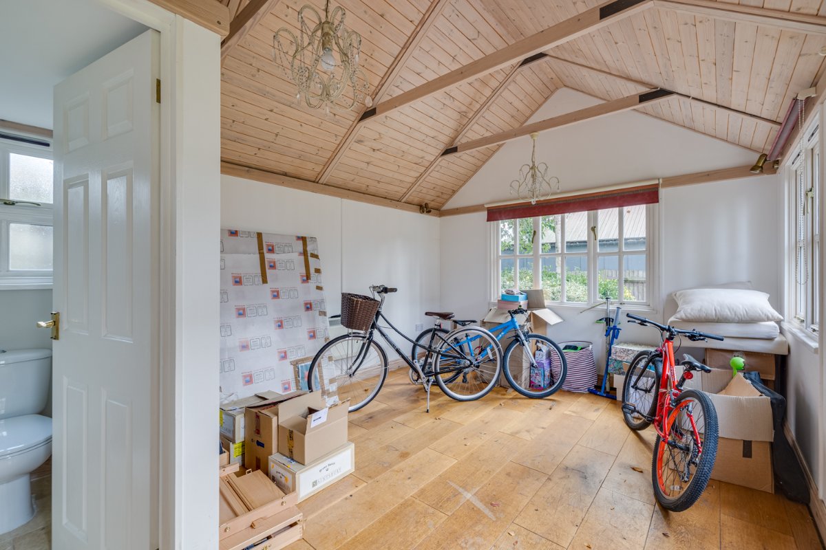 5 bedroom House, Belgrave Road, Barnes, SW13 - Available, Image 2