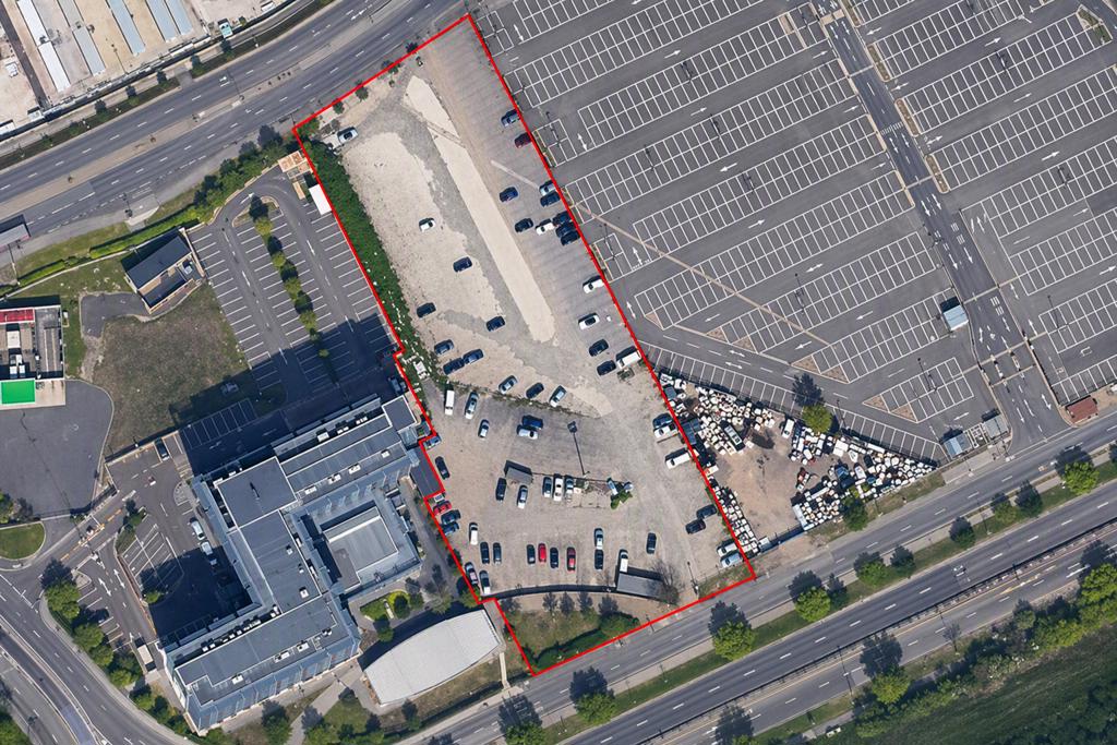 1.67 acres, Eastern Perimeter Road, Hounslow, TW6 - Available, Image 1