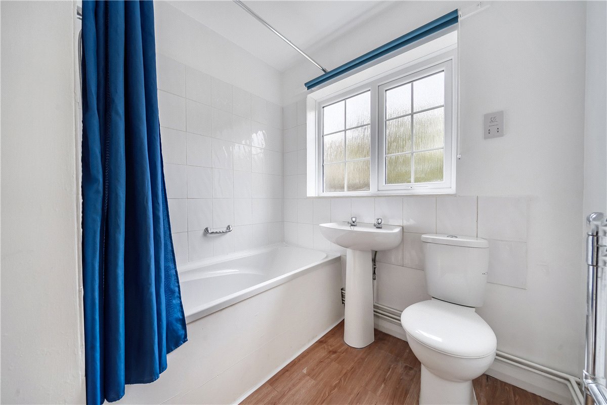 2 bedroom Bungalow, Aldbourne Road, Baydon, SN8 - Available, Image 1