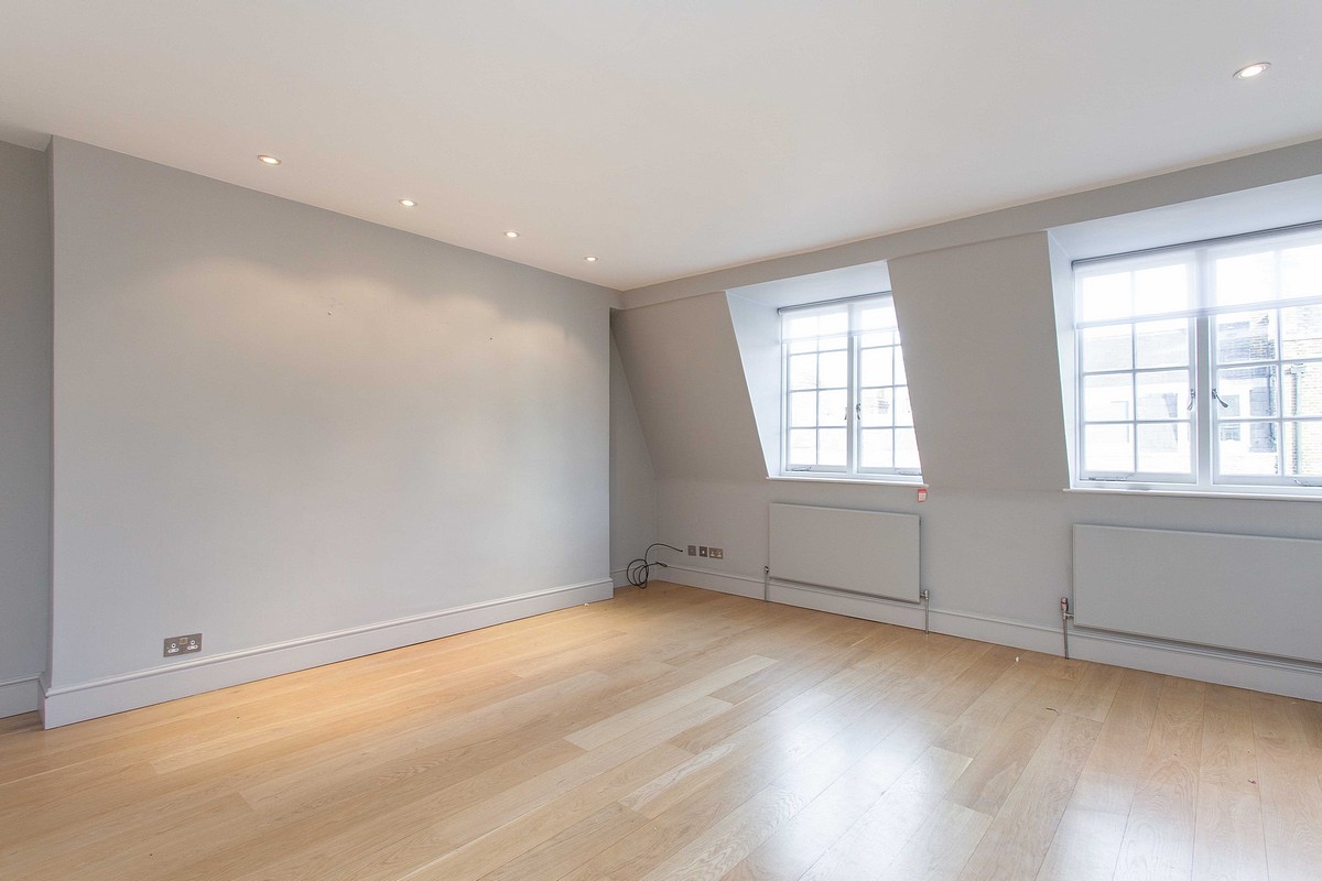 4 bedroom Flat, Harley Street, Marylebone, W1G - , Image 4