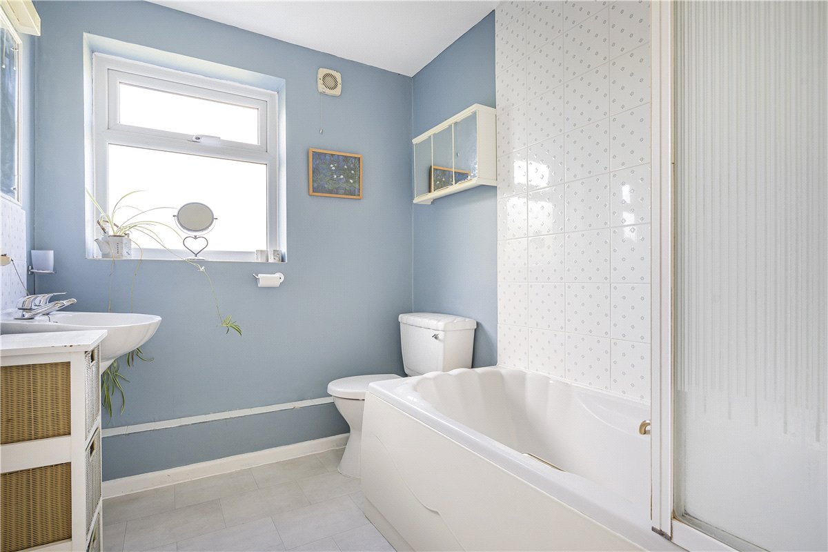 4 bedroom House, Bellamy Close, Southmoor, OX13 - Sold, Image 16