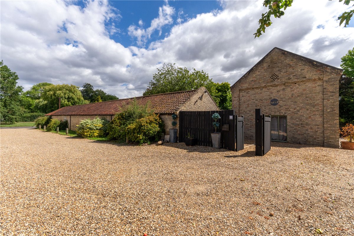 5 bedroom House, Comberton Road, Barton, CB23 - Available, Image 3