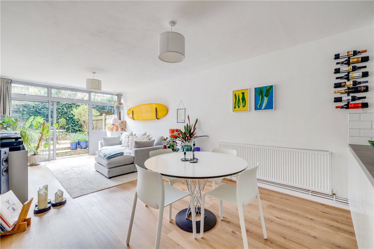 2 bedroom Maisonette, Claudia Place, London, SW19 - Sold, Image 2