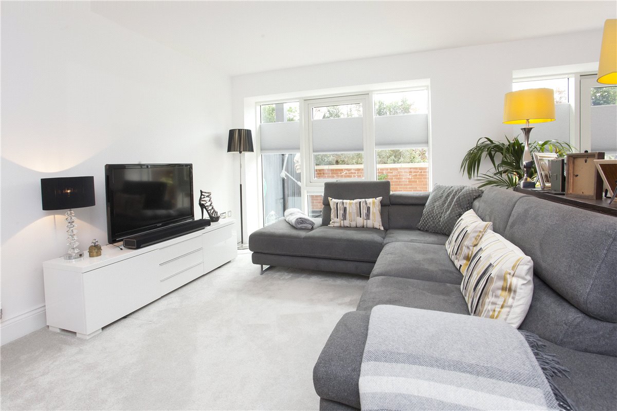 2 bedroom Flat, The Residence, Bishopthorpe Road, YO23 - , Image 2