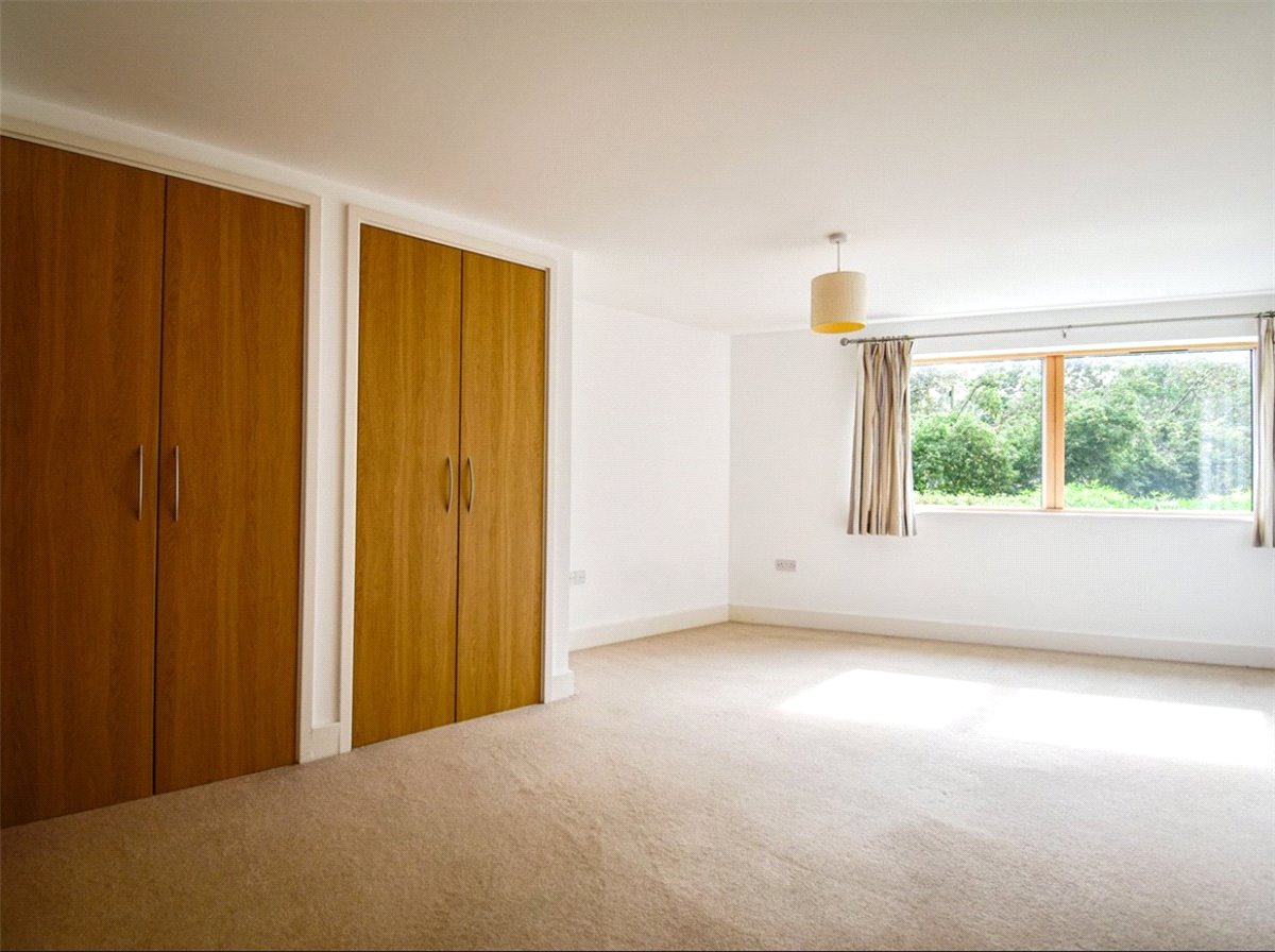 3 bedroom Flat, Wessex Court, 21 Queen Ediths Way, CB1 - Available, Image 4