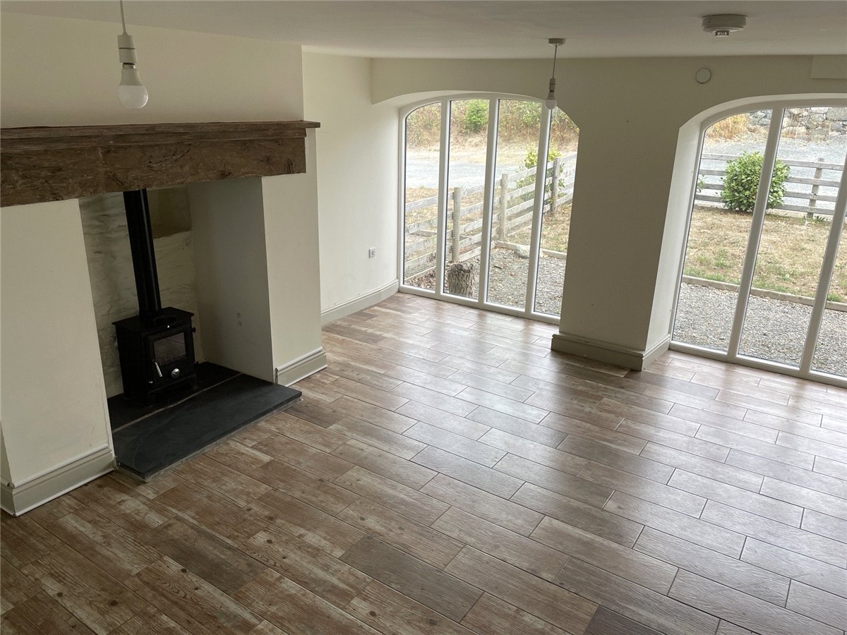 3 bedroom Barn Conversion, Ffordd Bodnant Uchaf, Eglwysbach, LL28 - Available, Image 6