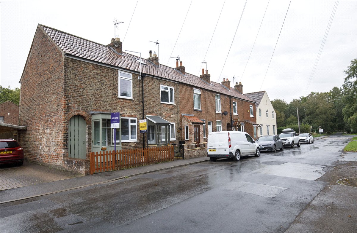 2 bedroom House, Moor Lane, Strensall, YO32 - Let Agreed
