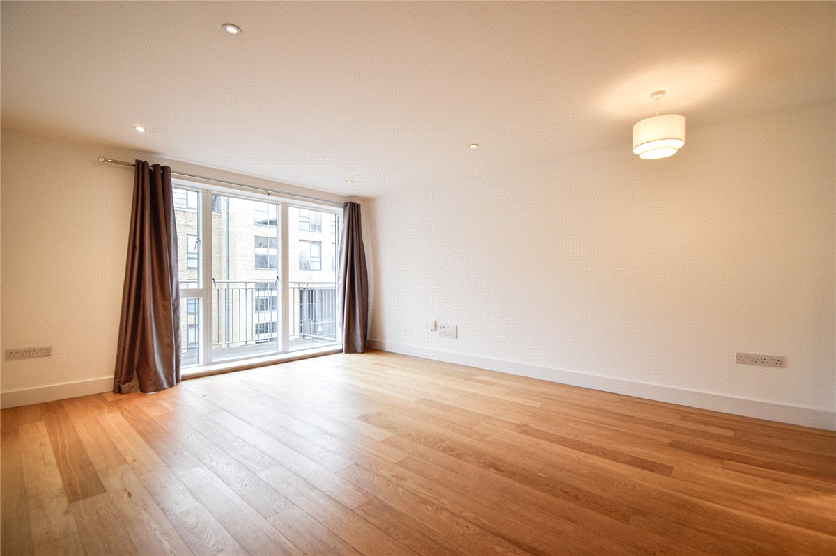 2 bedroom Flat, Keynes House, Kingsley Walk, CB5 - Available, Image 2