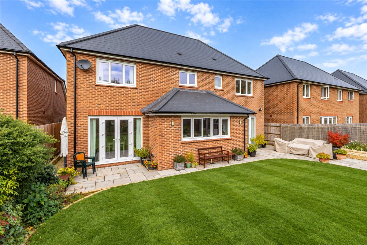 4 bedroom House, Robert Usher Drive, Marlborough, SN8 - Available, Image 14