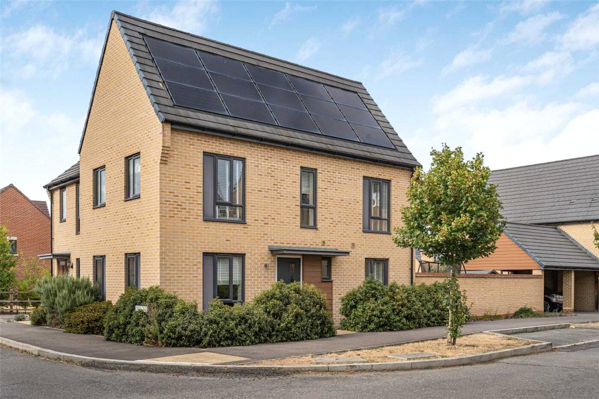 3 bedroom House, Heron Road, Northstowe, CB24 - Available