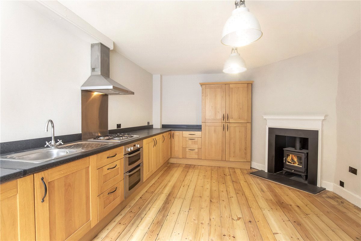 4 bedroom House, Precentors Court, York, YO1 - Available, Image 1