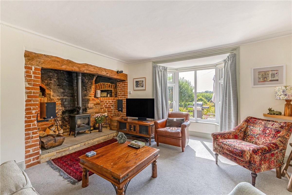 3 bedroom House, Woodborough, Pewsey, SN9 - Available, Image 2
