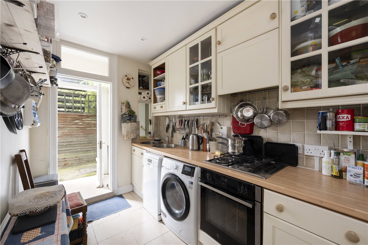 2 bedroom Flat, Trinity Fields, Wandsworth Common, SW17 - Sold, Image 9