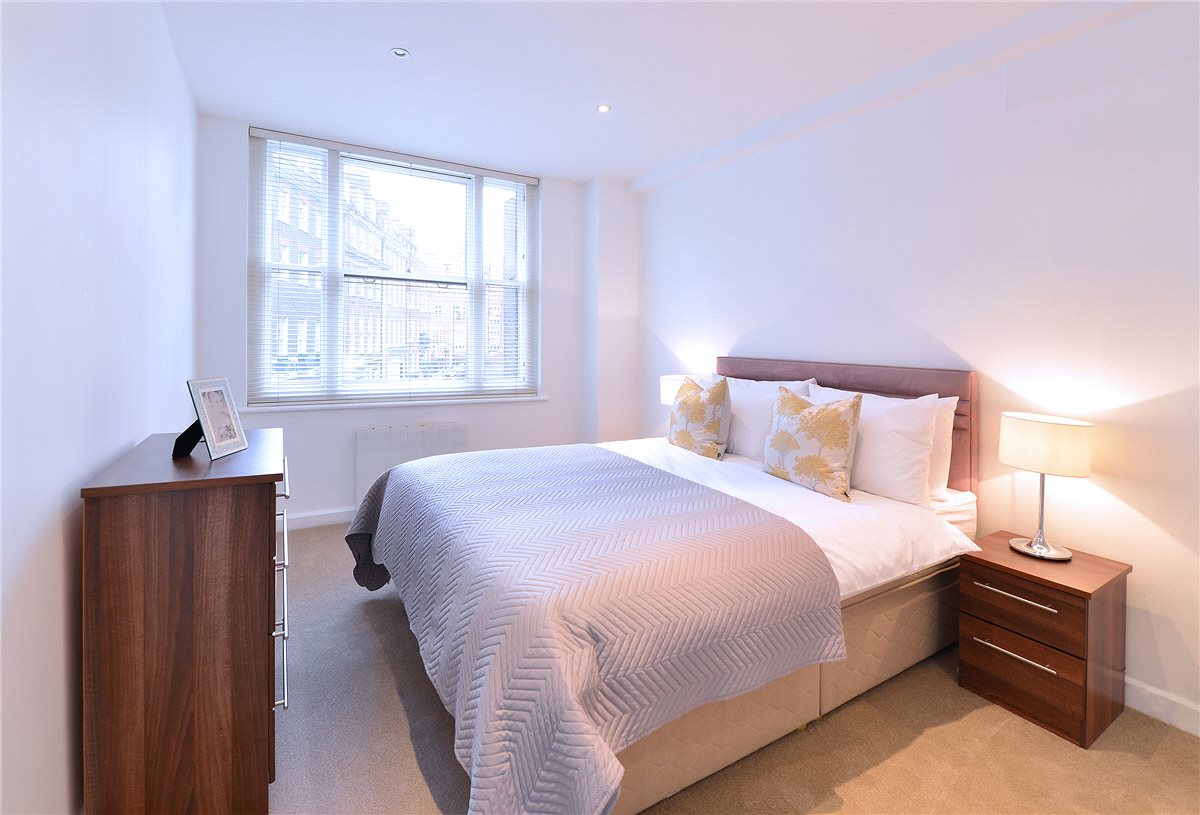 1 bedroom Flat, Hill Street, Mayfair, W1J - Available, Image 3