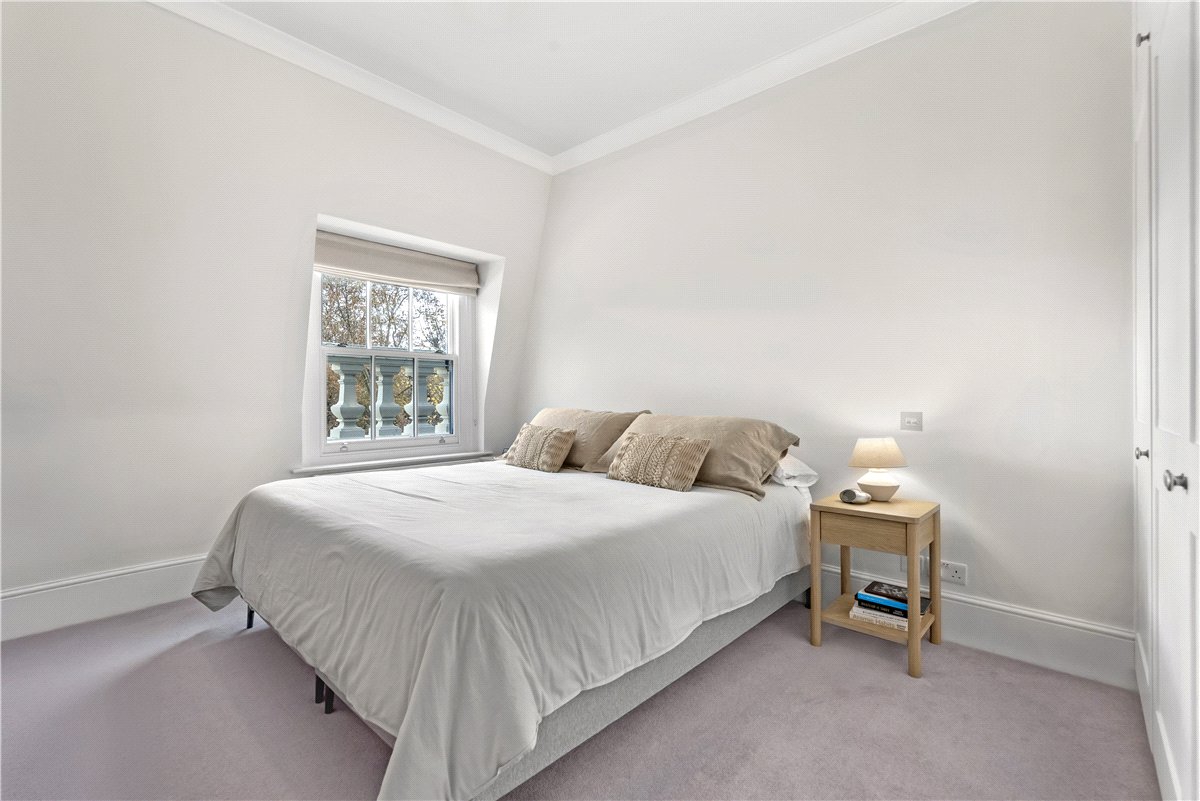3 bedroom Flat, Addison Road, Holland Park, W14 - Available, Image 12