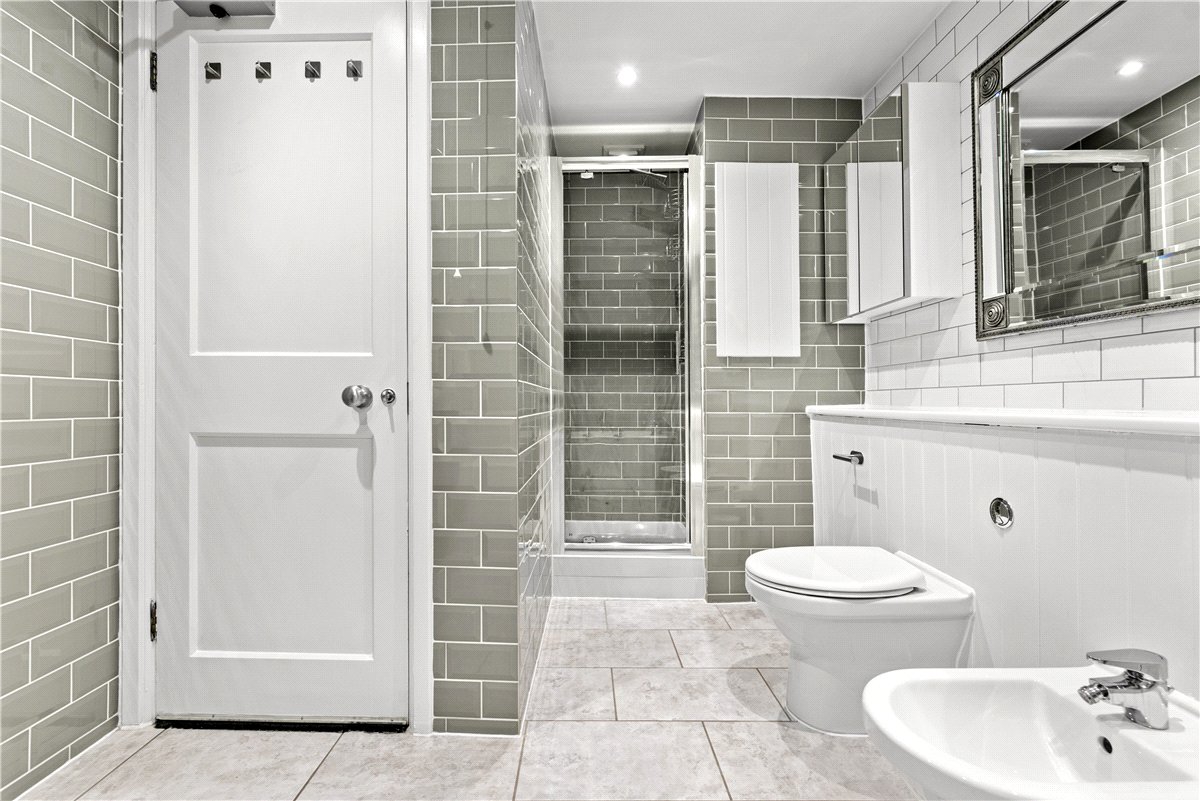 3 bedroom Flat, Porchester Gate, Bayswater Road, W2 - Available, Image 22