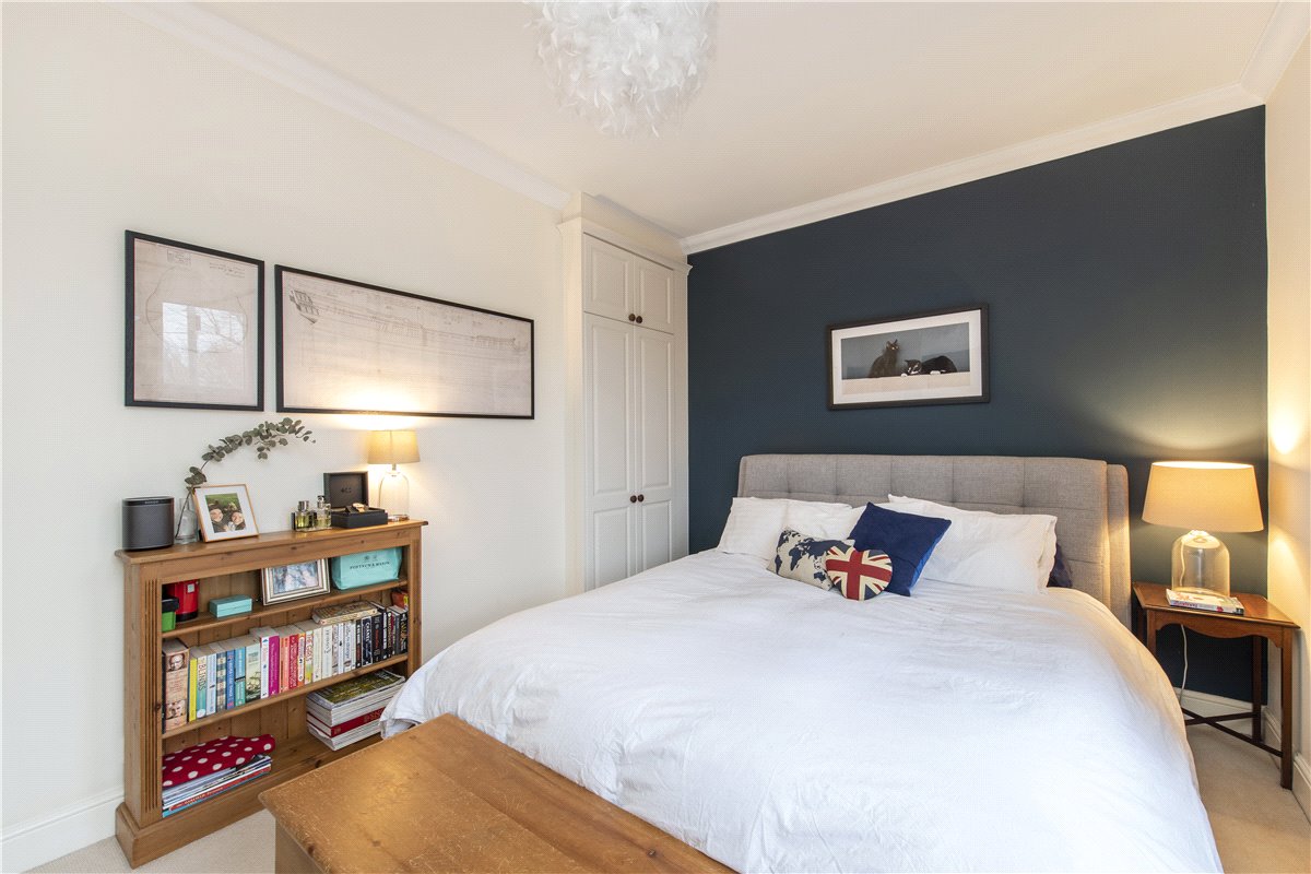 2 bedroom House, Lydden Grove, London, SW18 - Sold, Image 6