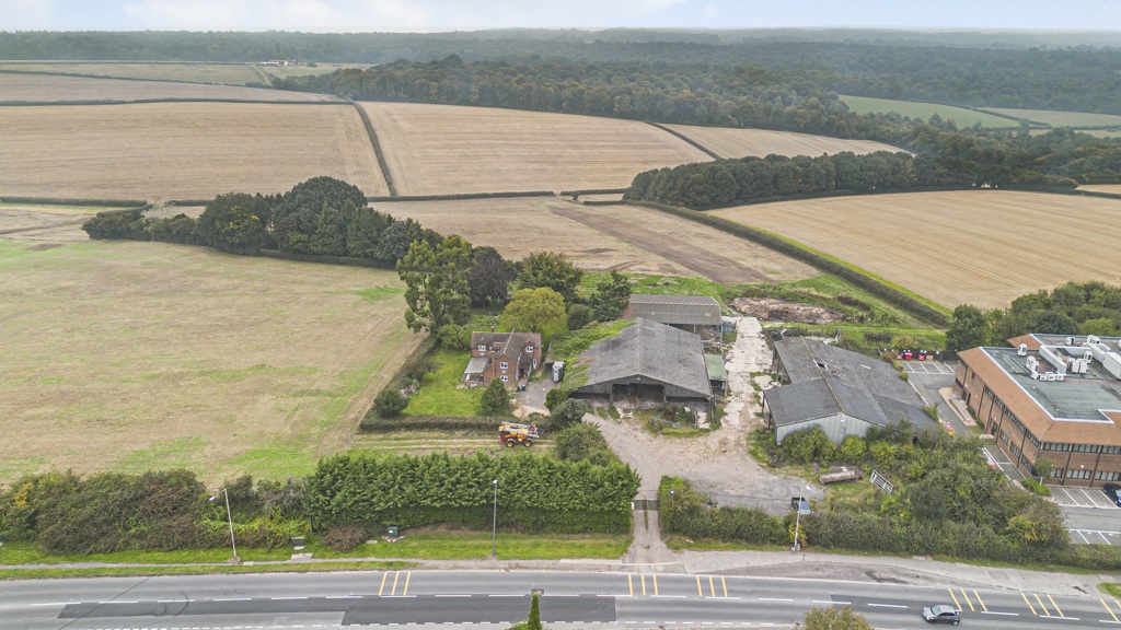 2.03 acres Development Land, Oxford Road, Stokenchurch, HP14 - 