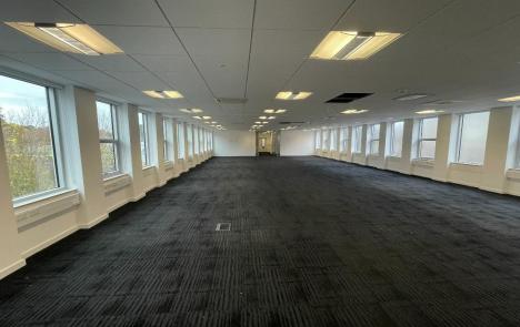 9012 Sq Ft, 90 Hills Road, Cambridge, CB2 - Available, Image 3