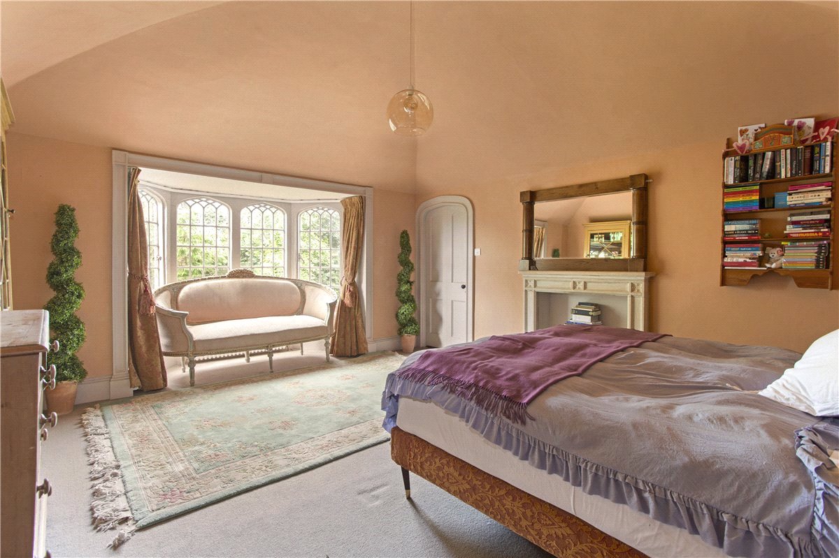 8 bedroom House, Castlefields, Calne, SN11 - Available, Image 9