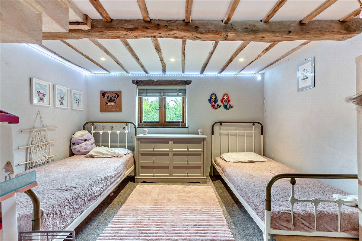 4 bedroom House, Ashford Hill Road, Headley, RG19 - Available, Image 7