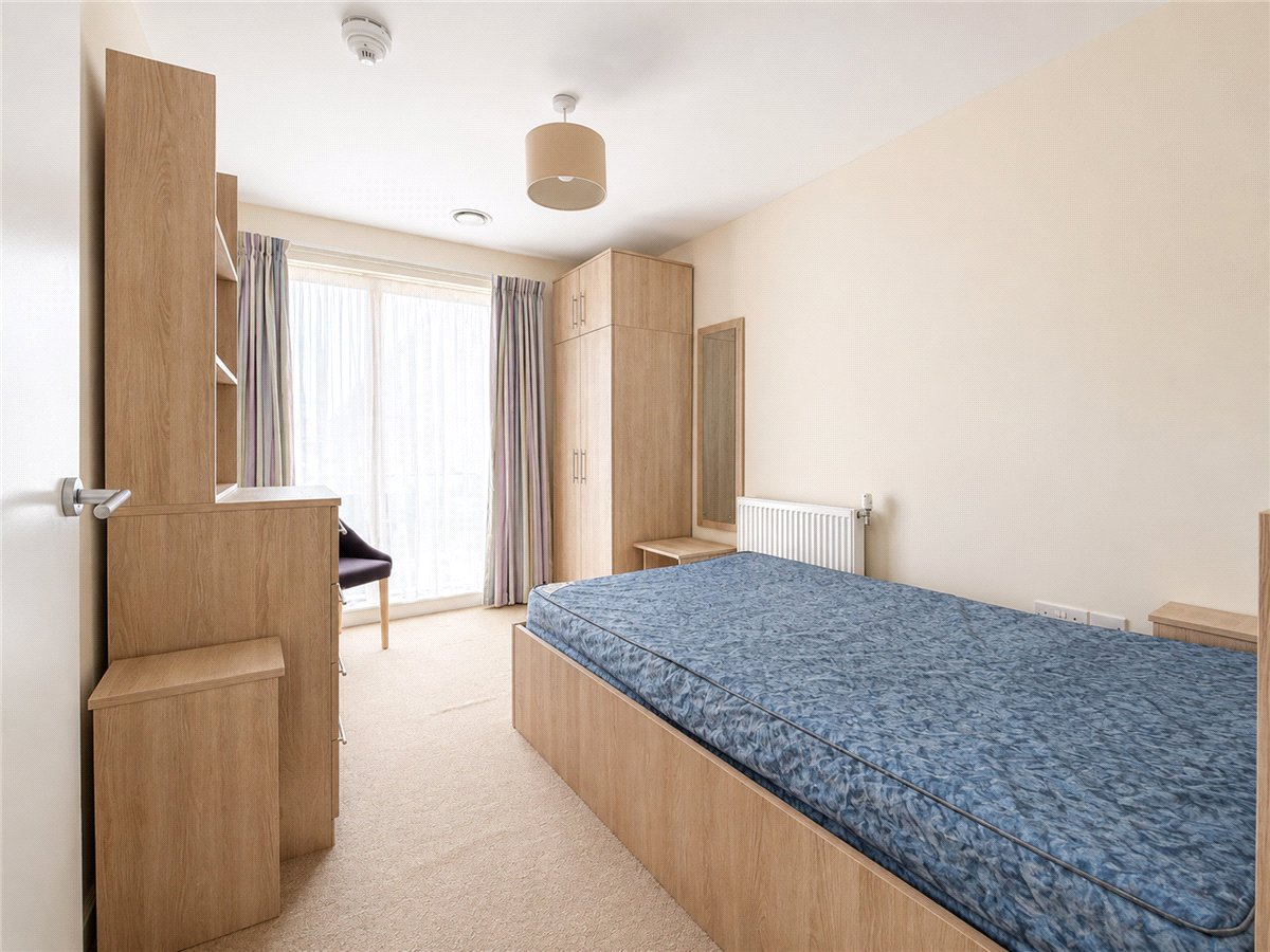 3 bedroom House, Royal Way, Trumpington, CB2 - Sold, Image 12
