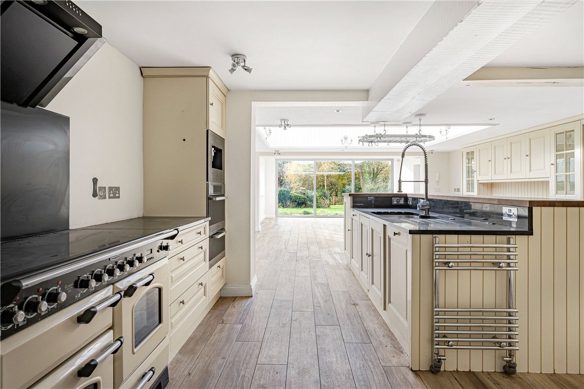 5 bedroom House, Tortington, Arundel, BN18 - Available, Image 25