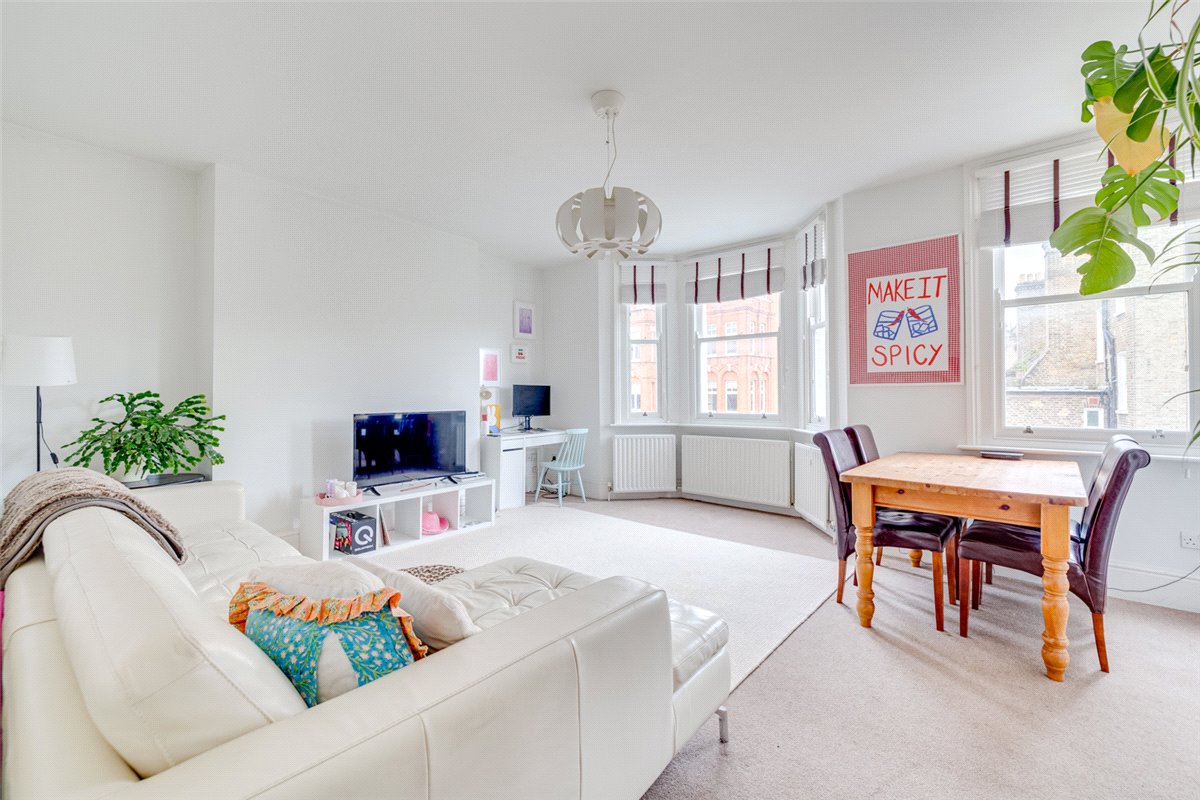 4 bedroom Flat, Westcroft Square, London, W6 - Available