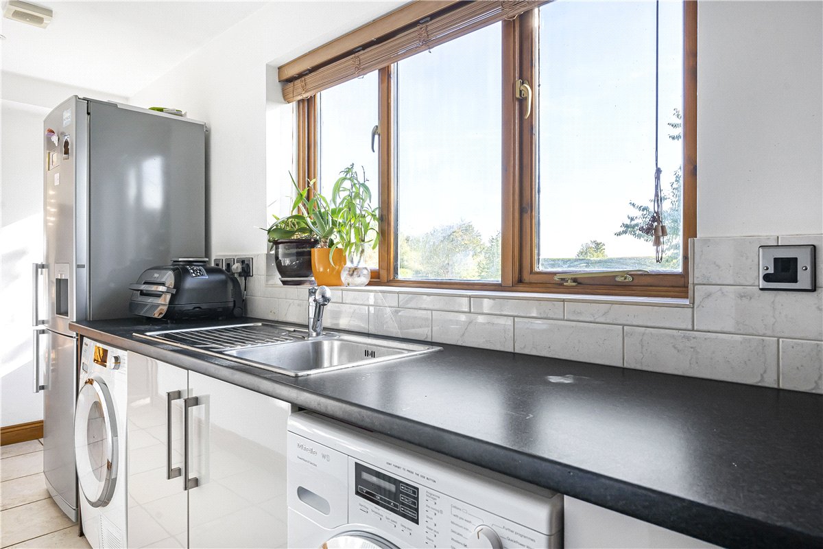 4 bedroom House, Ingleby Paddocks, Enslow, OX5 - Available, Image 14