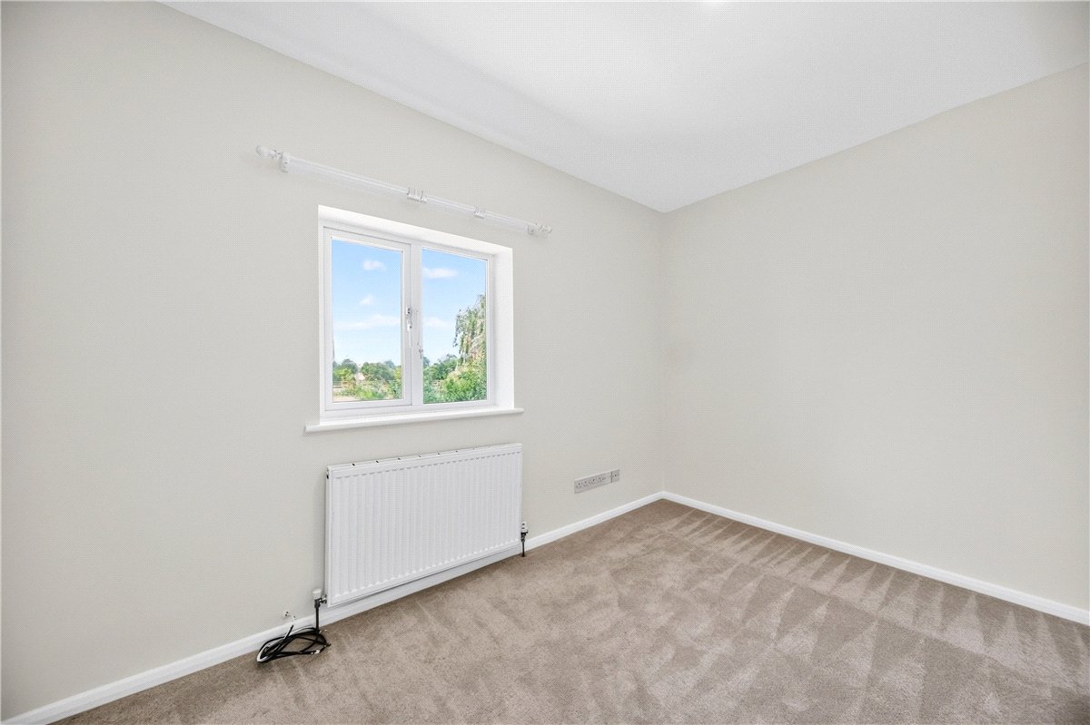 4 bedroom House, Warren Farm Cottages, Banbury Road, MK18 - Available, Image 5