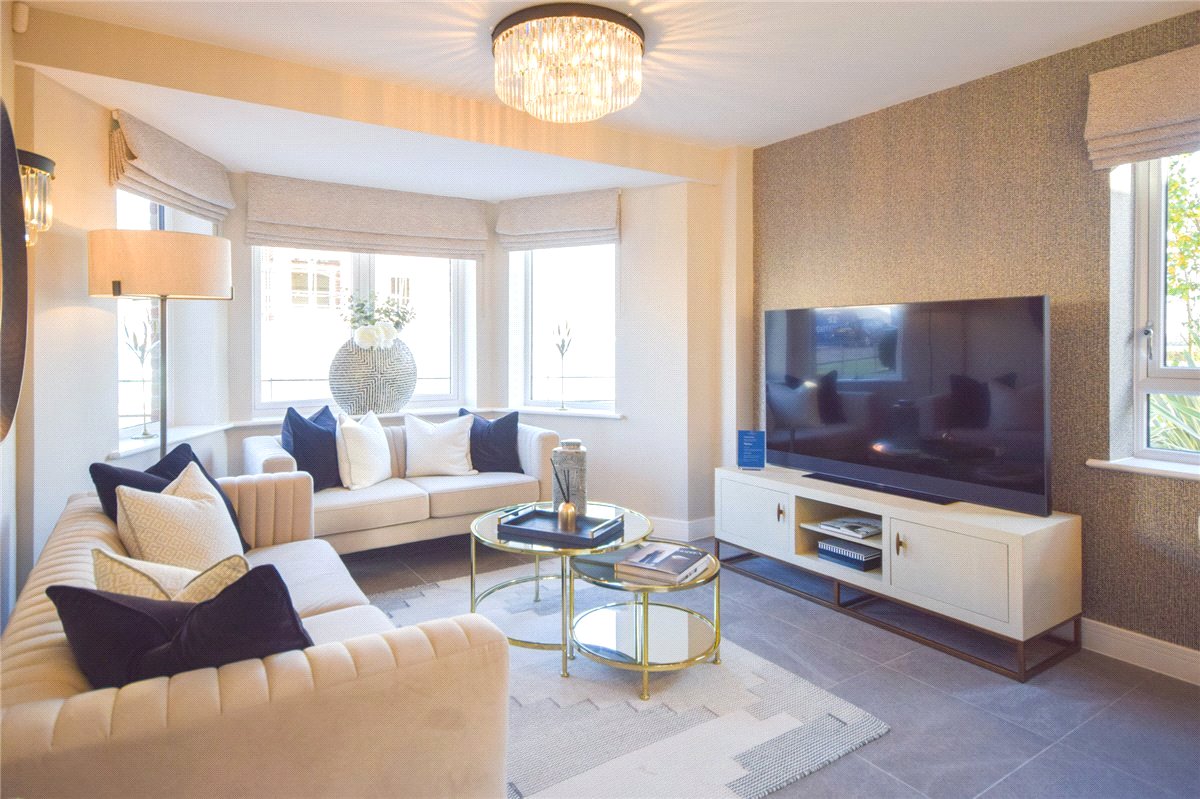 4 bedroom House, Saffron Way, Cherry Hinton, CB1 - Available, Image 3