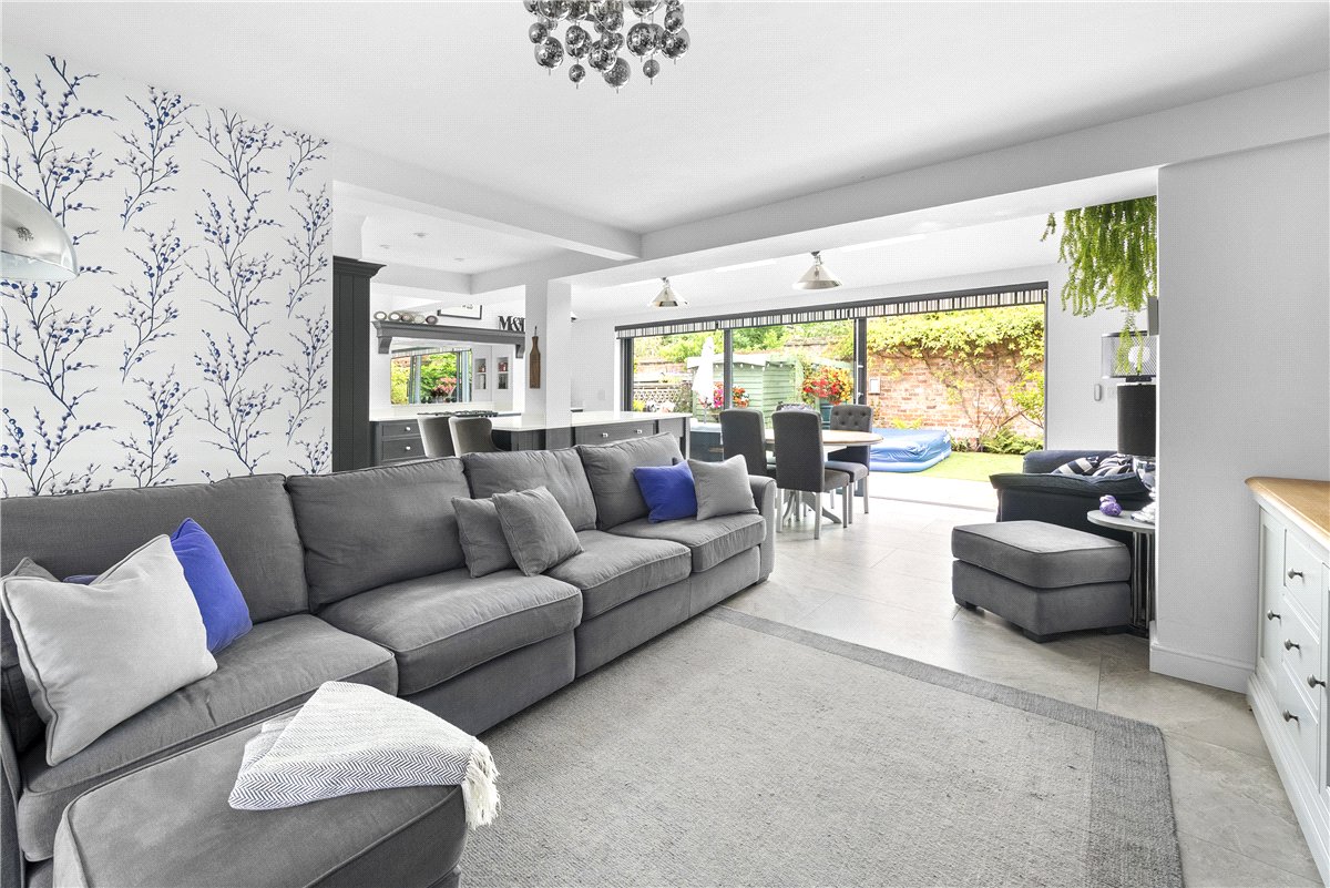4 bedroom House, Moorgarth Avenue, York, YO24 - Available, Image 3