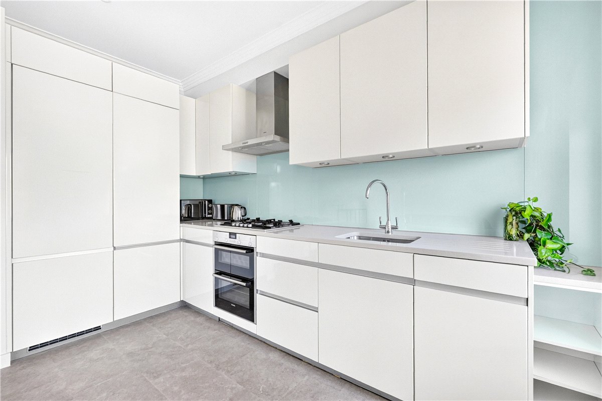 1 bedroom Flat, Brompton Road, Knightsbridge, SW3 - Available, Image 9