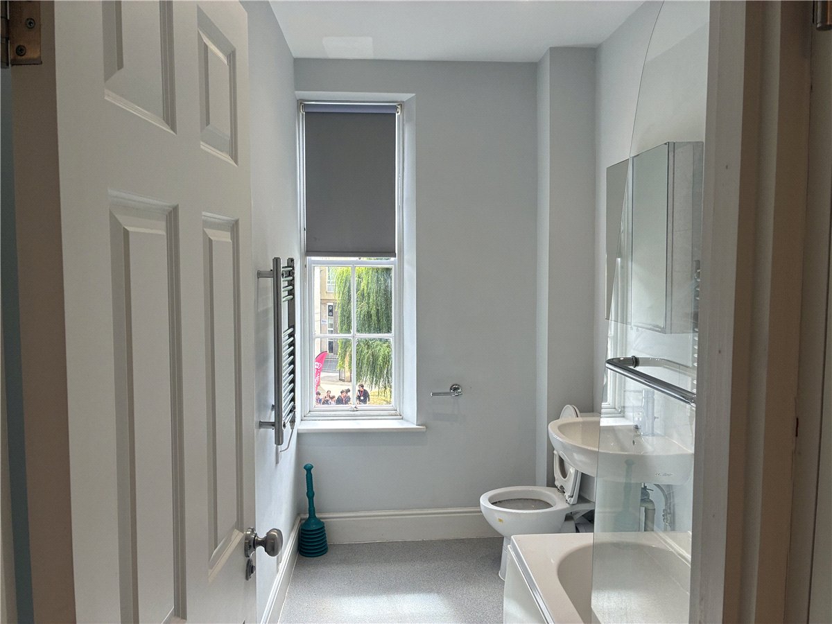 1 bedroom Flat, Westgate Buildings, Bath, BA1 - , Image 8