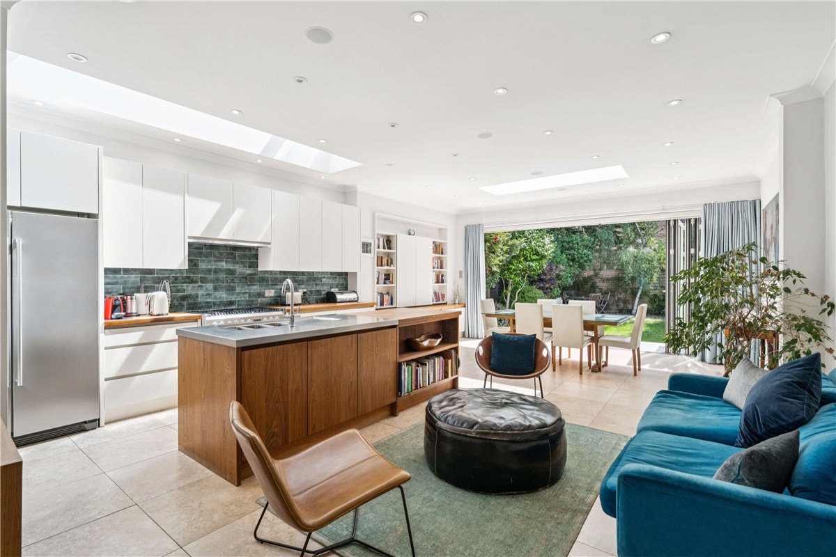 6 bedroom House, Cloncurry Street, London, SW6 - Available