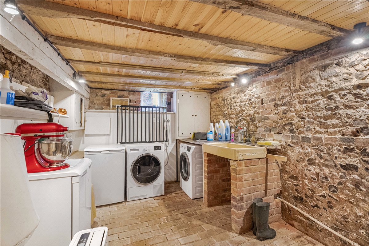 4 bedroom House, Silverless Street, Marlborough, SN8 - Available, Image 30
